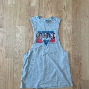 Gymshark RETROWAVE DROP ARM TANK size medium. Color: Light gray core marl.